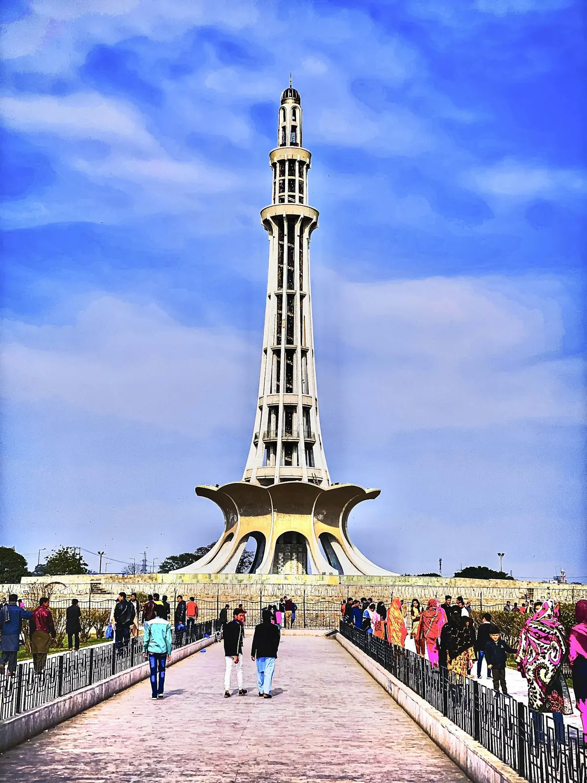 Minar-e-Pakistan, Lahore